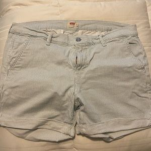 Levi’s denim shorts
